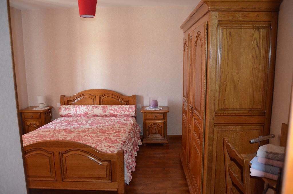 Chambres D'Hotes & Champagne Douard La Chapelle-Monthodon Exterior photo